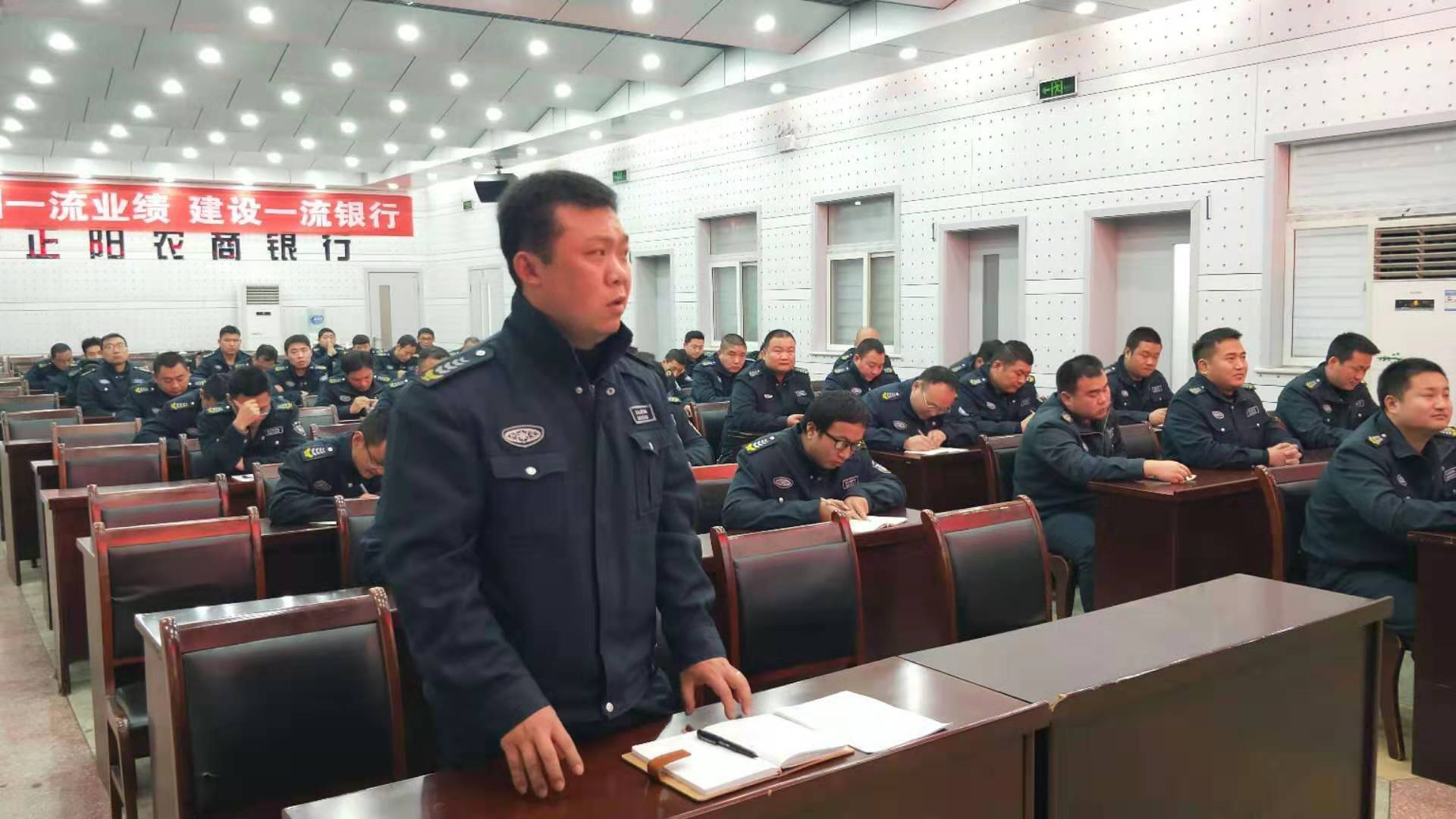 1552626973937060.jpg 寰俊剧_20190315131327.jpg