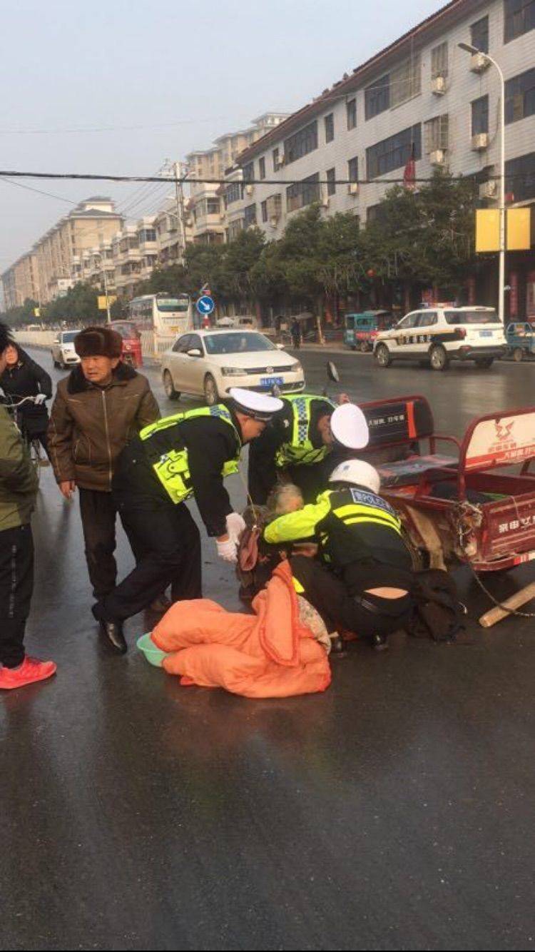 1554085425481568.jpg 04.jpg