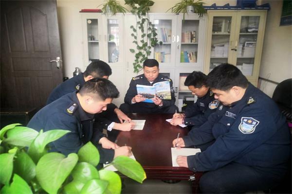 1555731924186973.jpg 寰俊剧_20190420112800.jpg