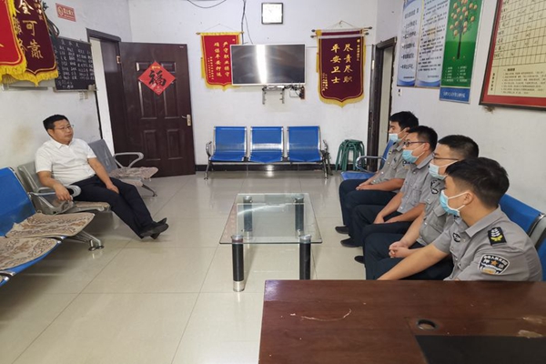 1598012229166036.jpg 1964289cc9c7a2c69bc285be55aa1390.jpg