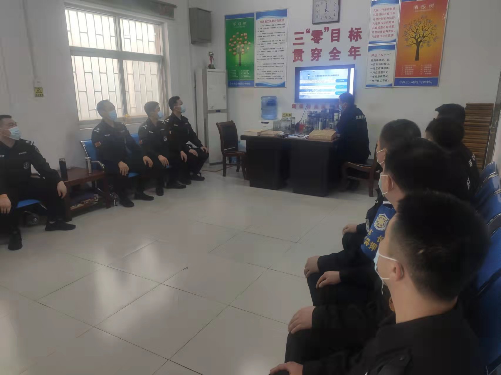 1635902083923923.jpg 1635902083923923.jpg