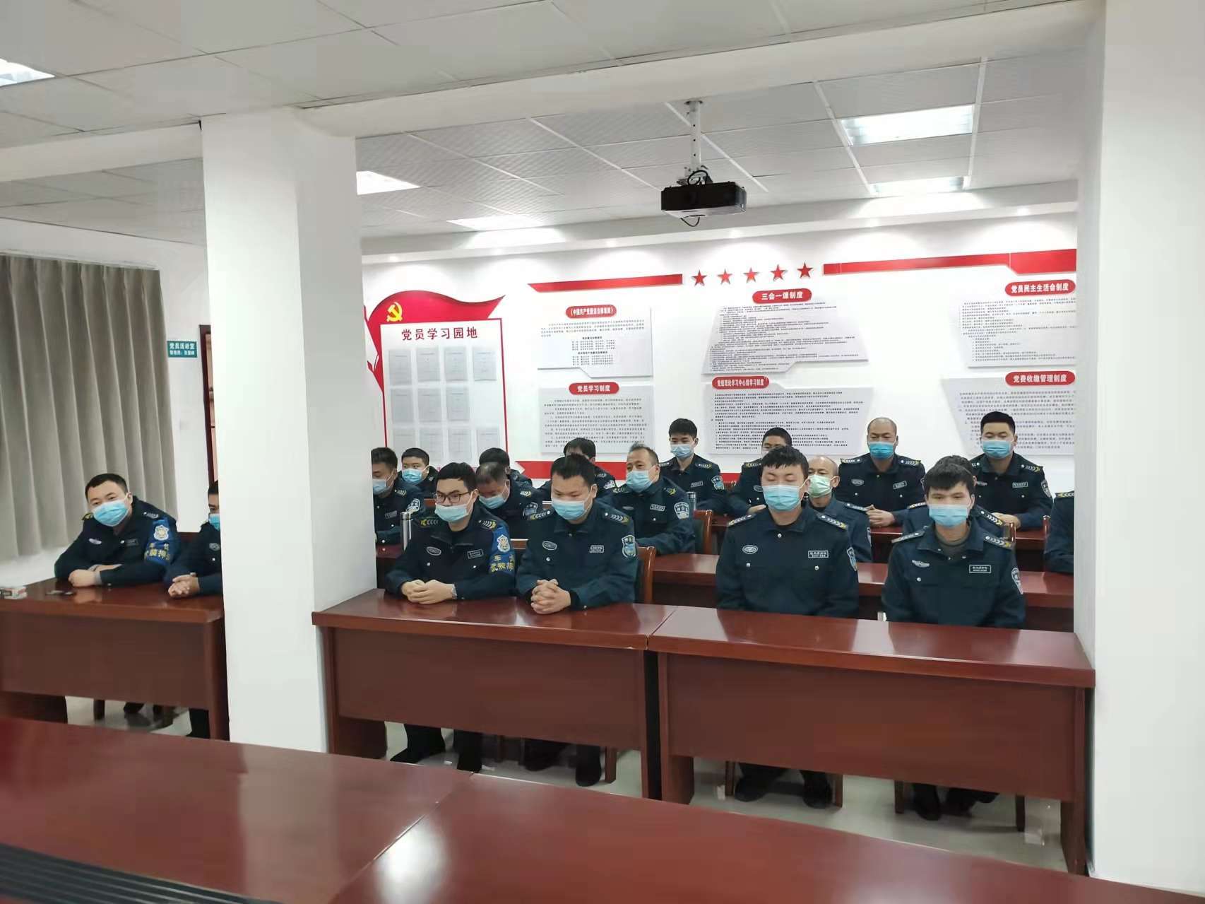 1642121381118977.jpg 1642121381118977.jpg