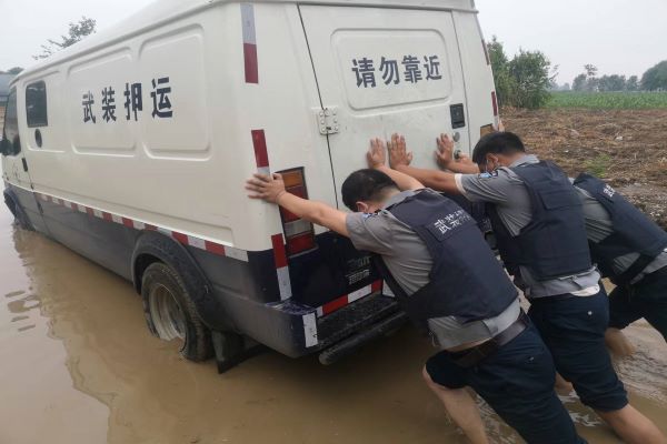 1654713982298693.jpg 寰俊剧_20220609024433(1).jpg