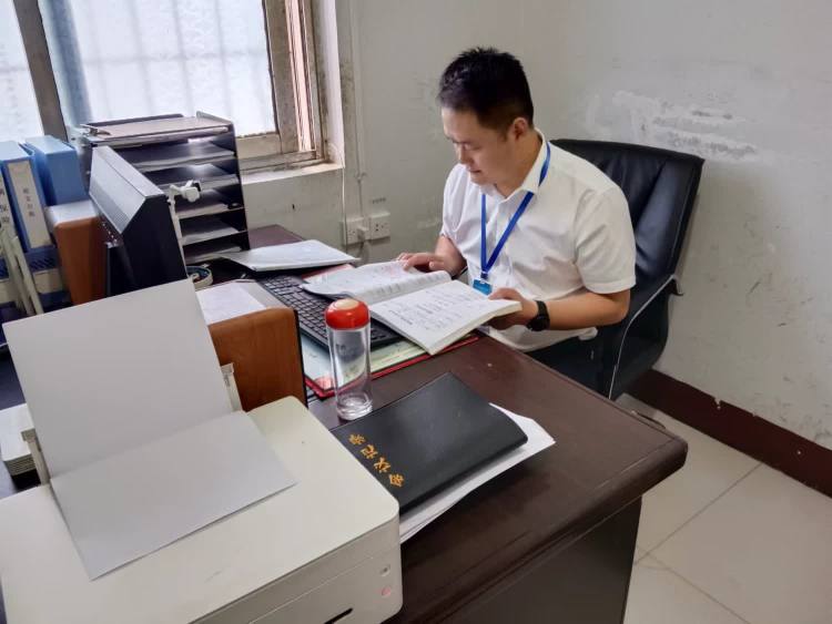 1695985295783037.jpg 1695985295783037.jpg