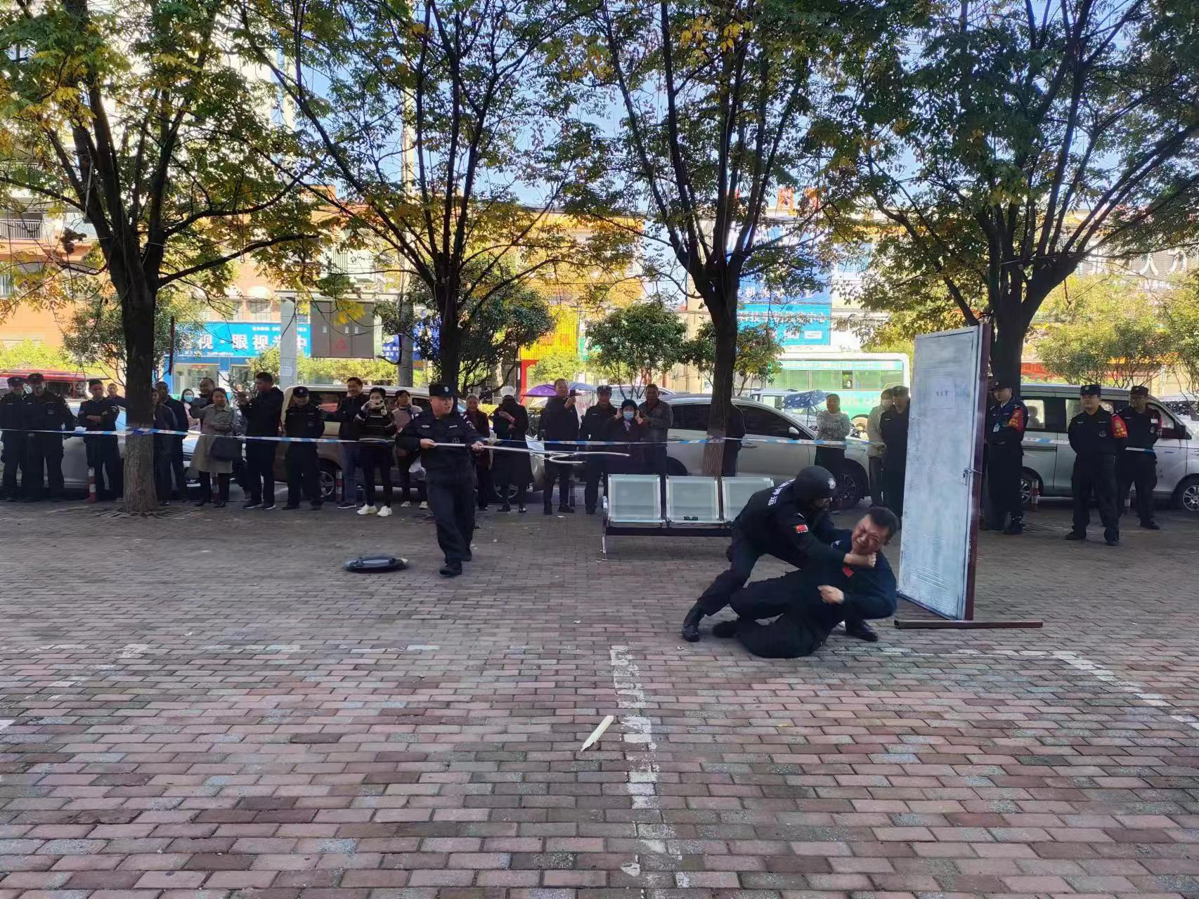 1699423806413304.jpg 1699423806413304.jpg