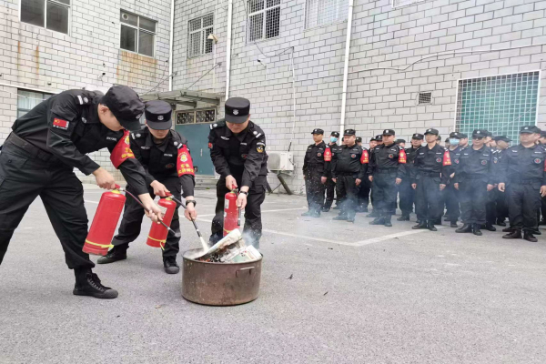 1712739129660954.jpg 寰俊剧_20240410164047.jpg