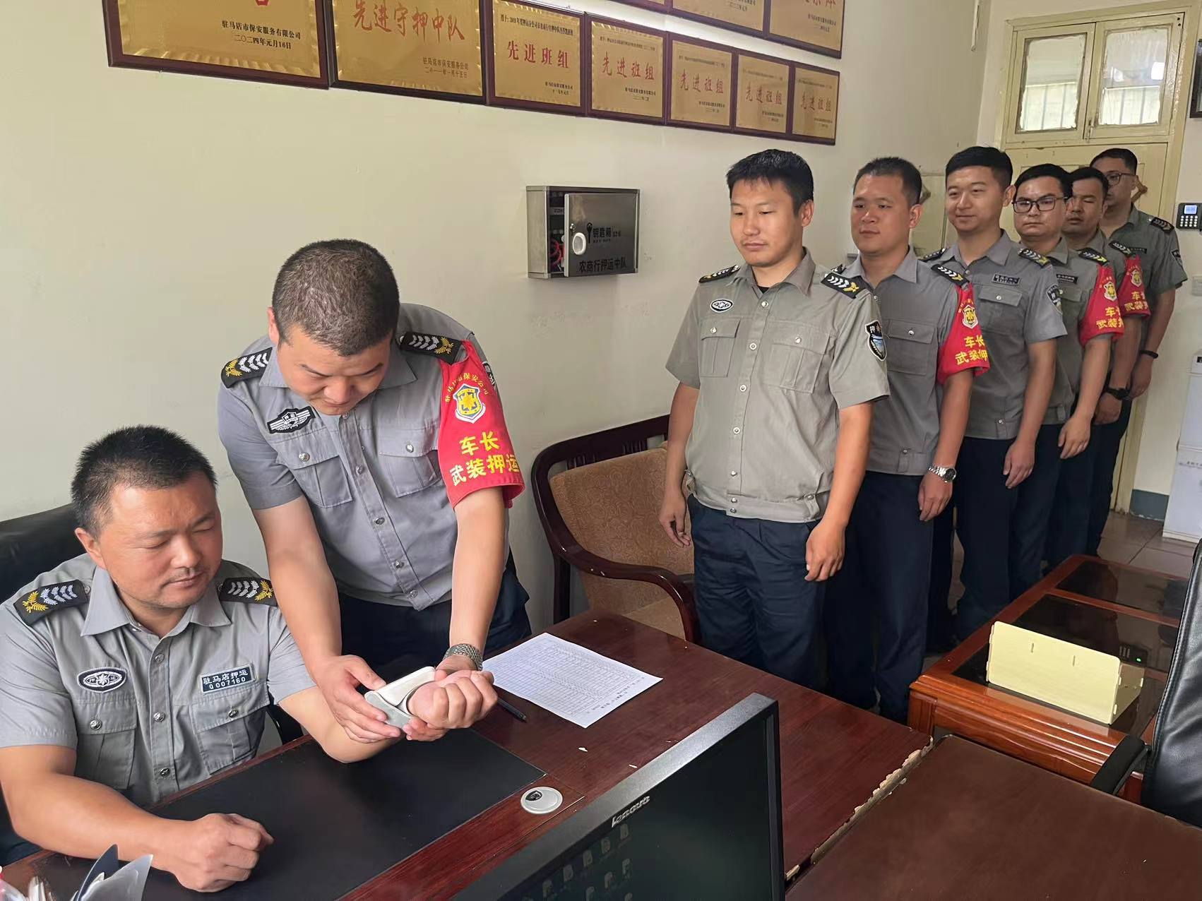 1722473540946238.jpg 1722473540946238.jpg