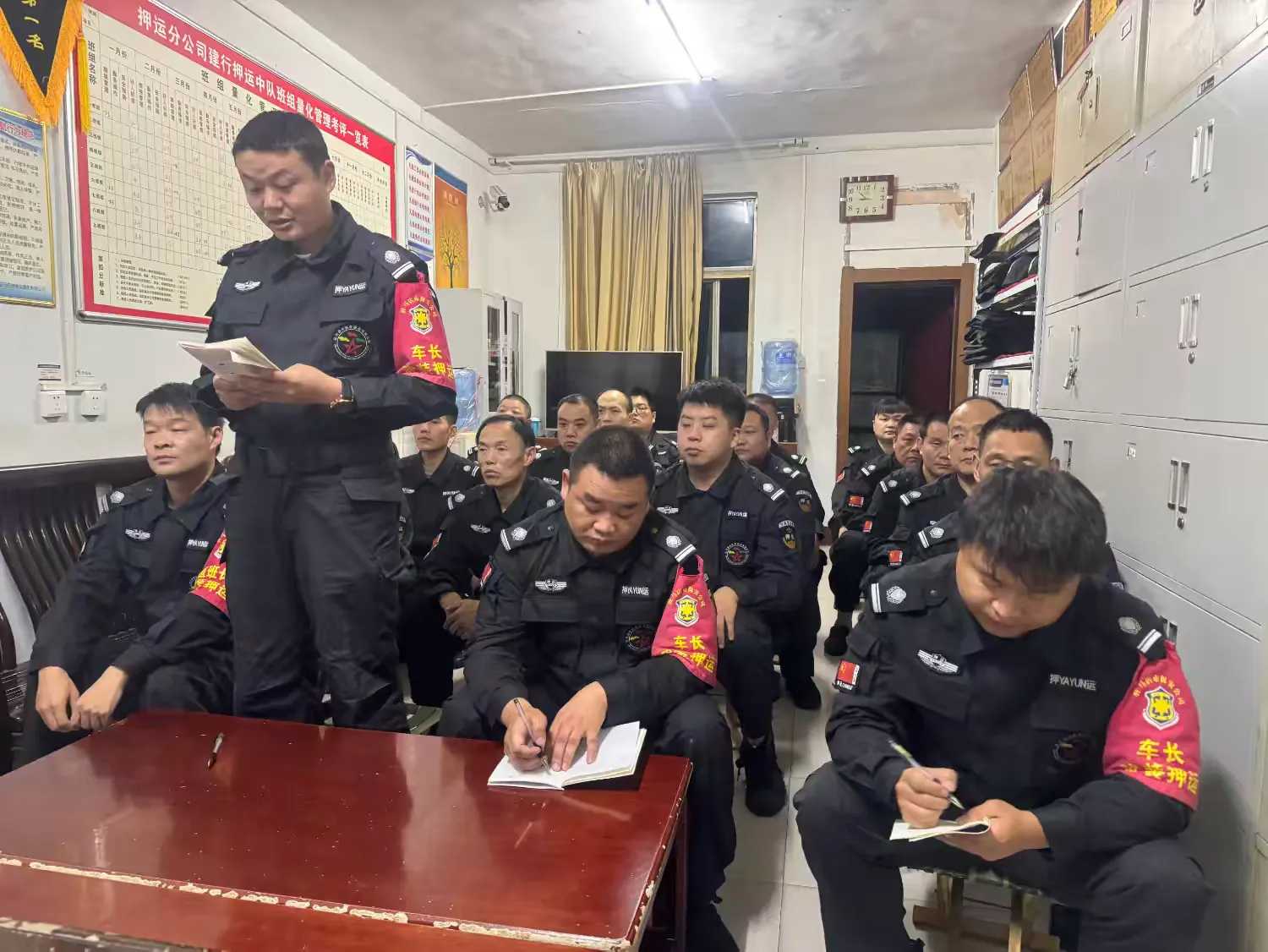 1729504934121501.jpg 1729504934121501.jpg